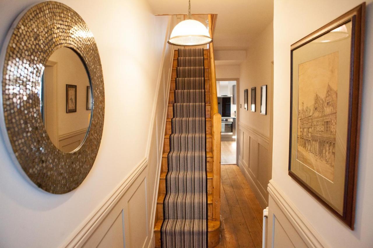 Shrewsbury Townhouse - Free Parking Villa Luaran gambar