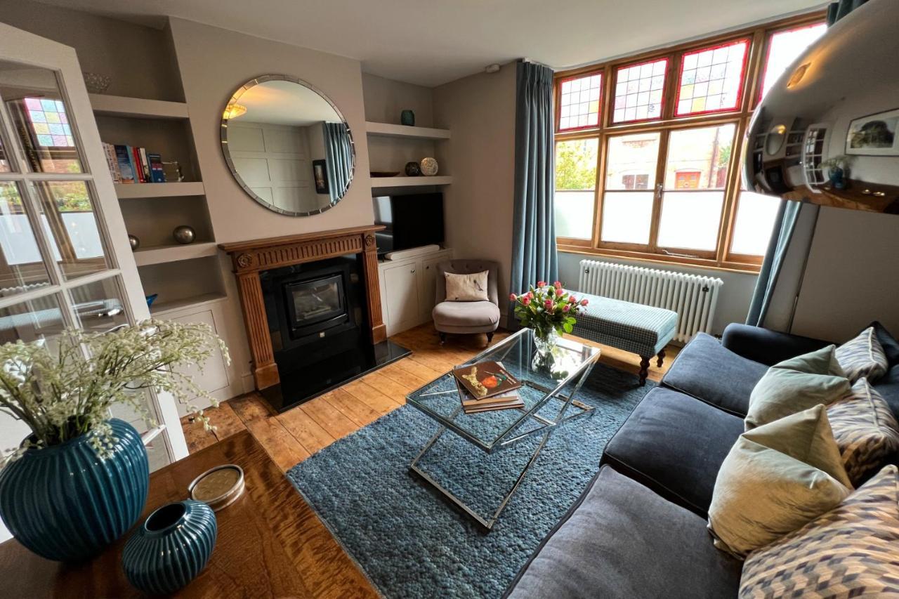 Shrewsbury Townhouse - Free Parking Villa Luaran gambar